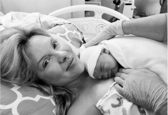 Γέννησε η Χριστίνα Αλούπη με τρομερούς πόνους