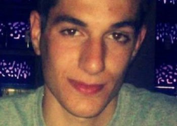 Ελευθερίου, Νταλάρας, Πασχαλίδης: Ένα τραγούδι για τον Βαγγέλη Γιακουμάκη