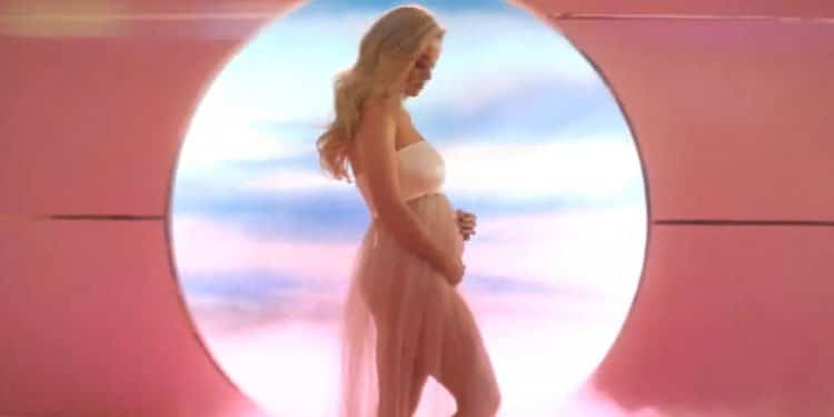 Κέιτι Πέρι: Βαρύ πένθος λίγες ημέρες μετά την ανακοίνωση της εγκυμοσύνης της