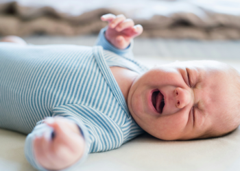 Το μωρό δεν κοιμάται